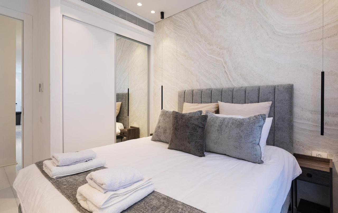 Yalarent Sea-Breeze Penthouse With Jacuzzi Apartment Bat Yam Exterior foto