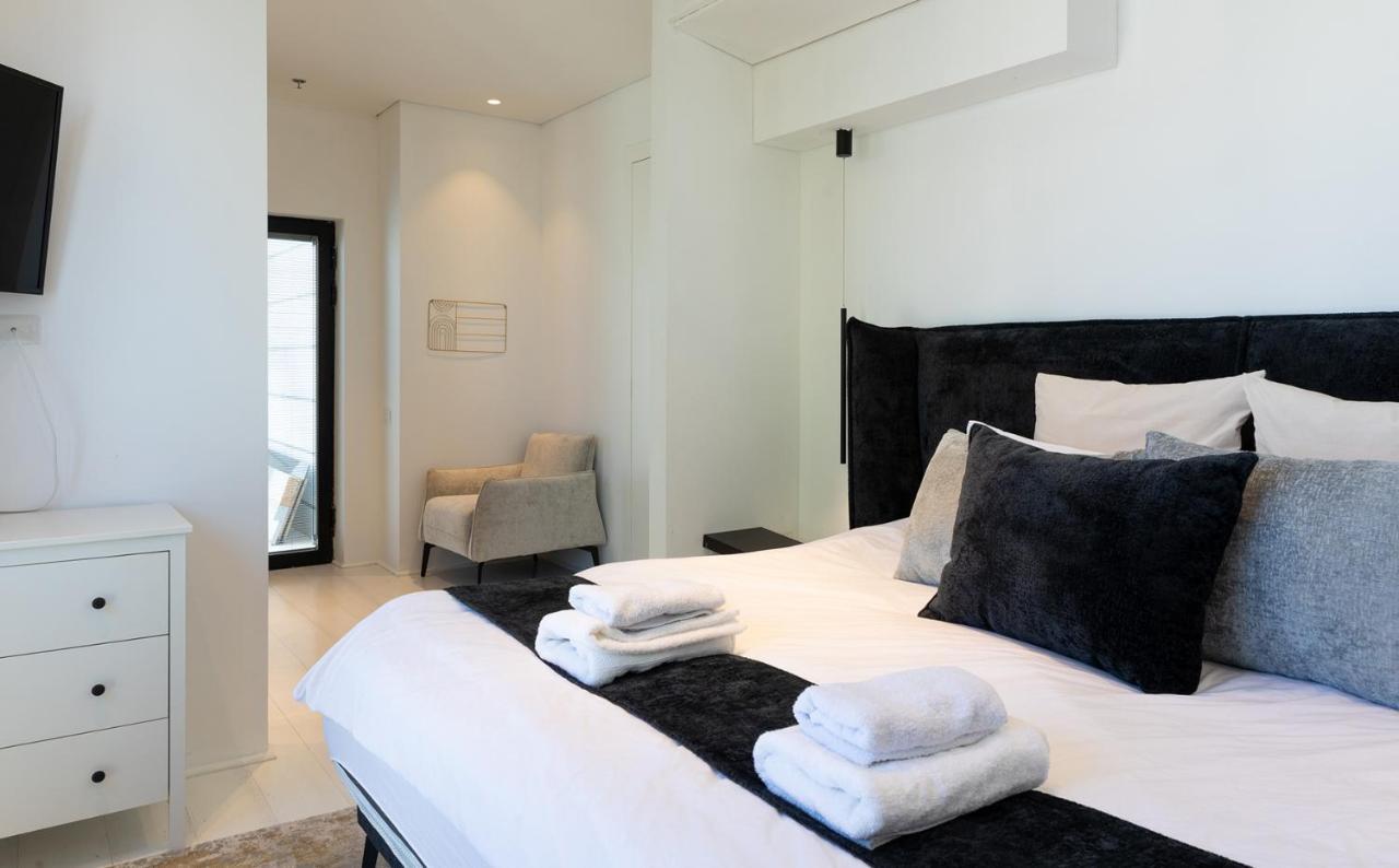Yalarent Sea-Breeze Penthouse With Jacuzzi Apartment Bat Yam Exterior foto