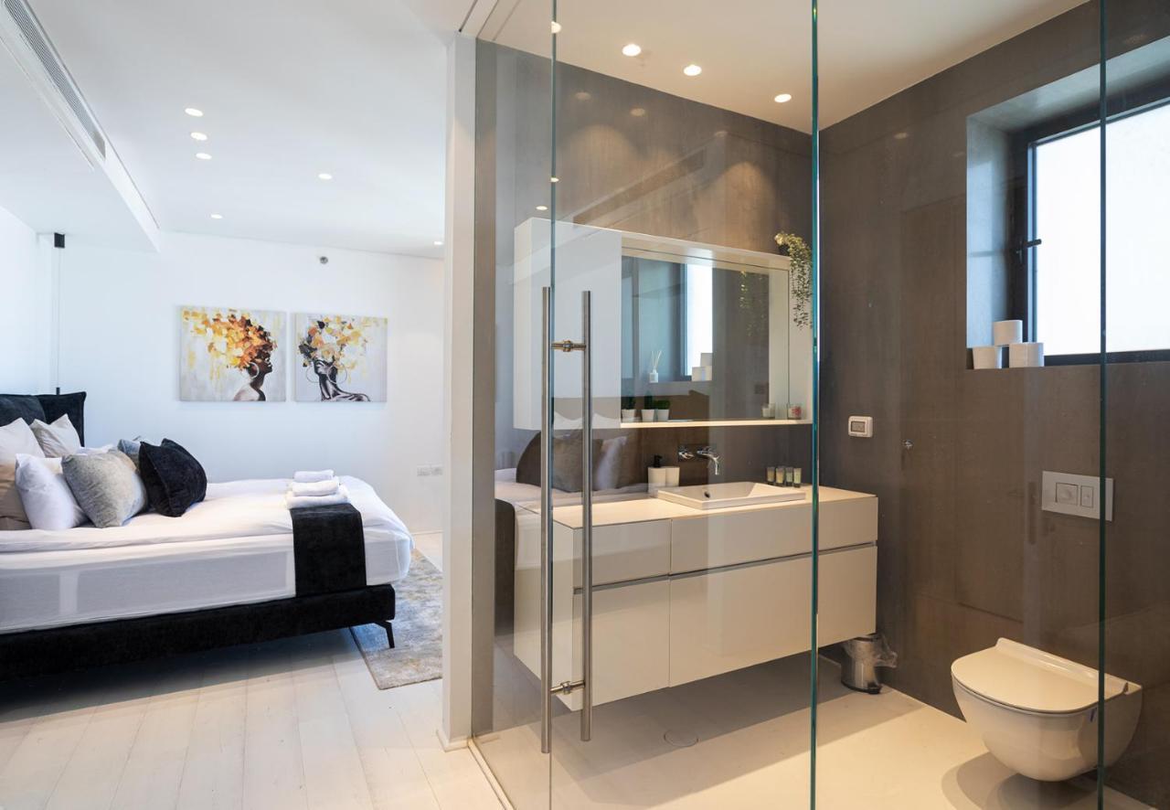Yalarent Sea-Breeze Penthouse With Jacuzzi Apartment Bat Yam Exterior foto