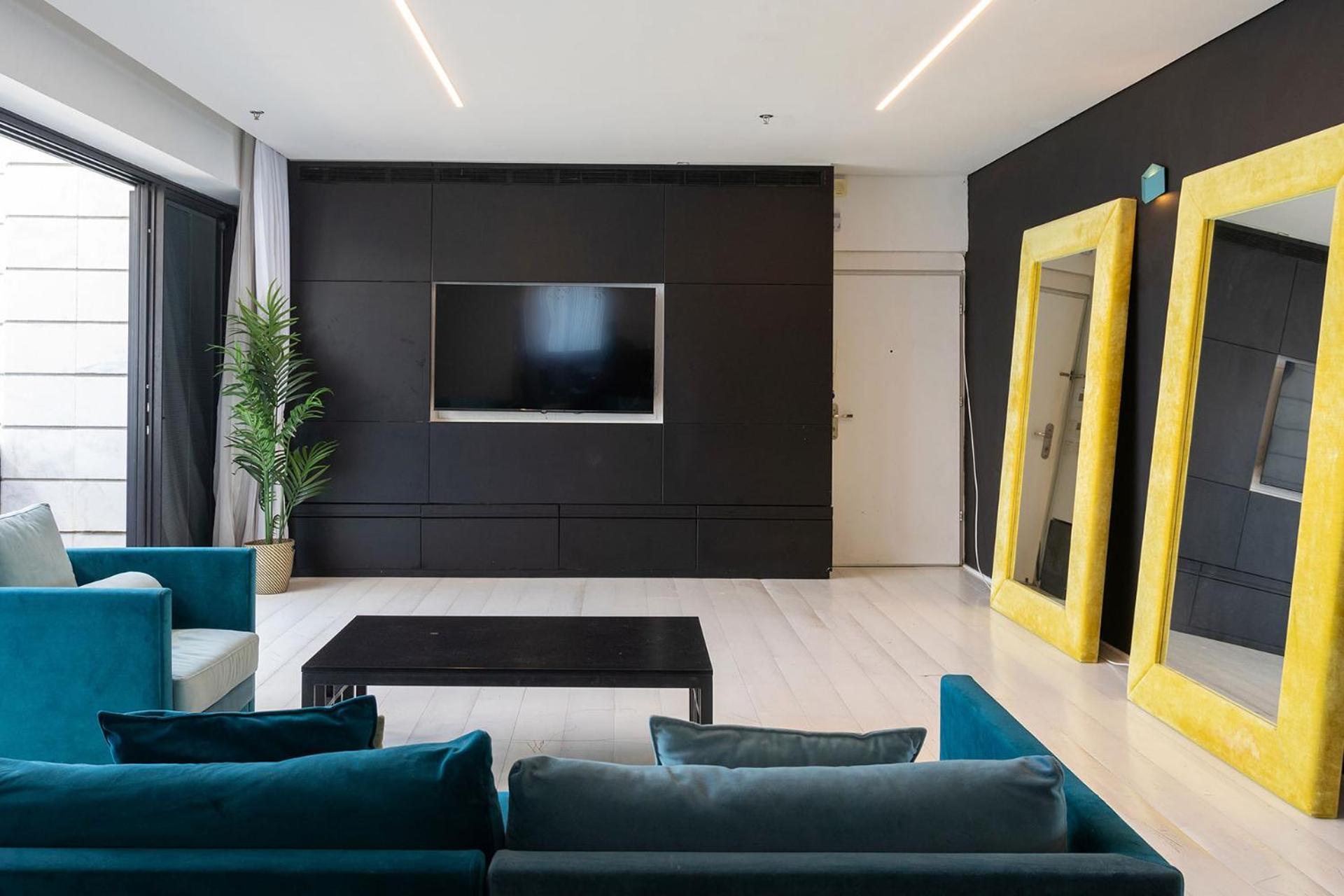 Yalarent Sea-Breeze Penthouse With Jacuzzi Apartment Bat Yam Exterior foto